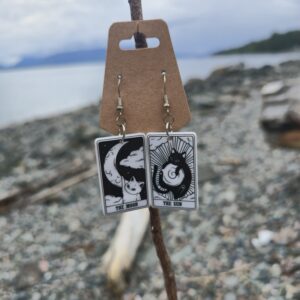 Familiar Spirits – Cat Tarot Earring Collection